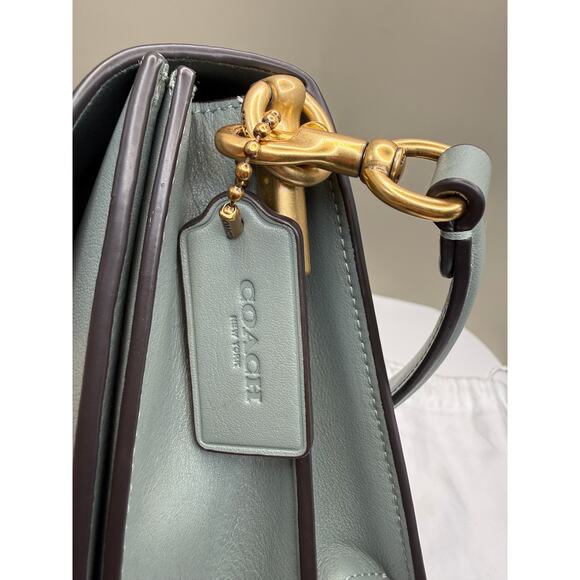 Coach Tabby shoulder bag sage leather gold-tone \'C\' logo clasp